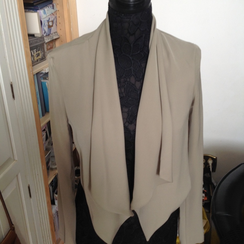 H&M Divided mini jacket